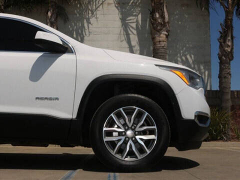 2017 GMC Acadia SLE-2