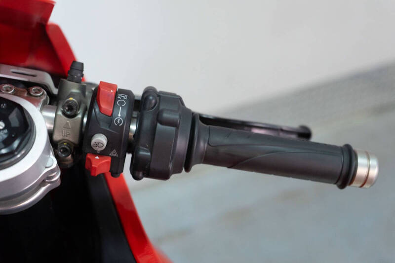 2023 Ducati Panigale V2