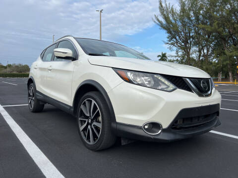2019 Nissan Rogue Sport for sale at Nation Autos Miami in Hialeah FL