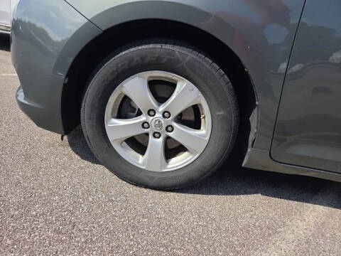 2012 Toyota Sienna