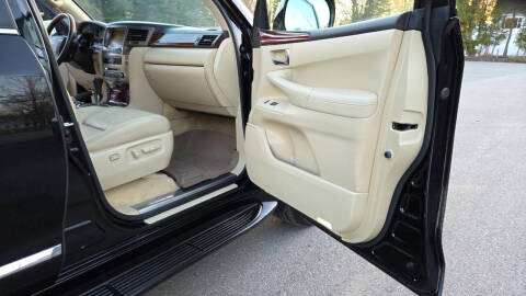 2011 Lexus LX 570