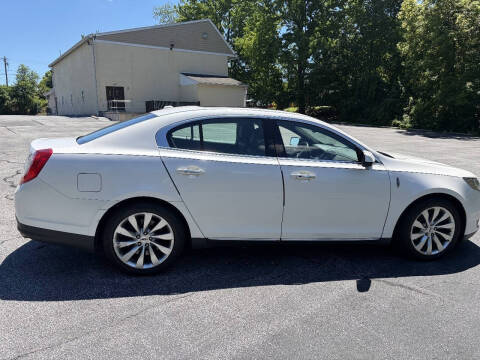 2015 Lincoln MKS