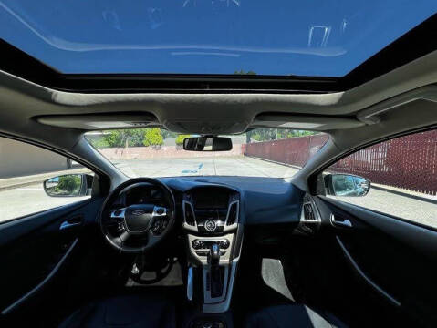 2012 Ford Focus SEL