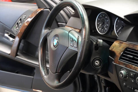 2004 BMW 5 Series 545i