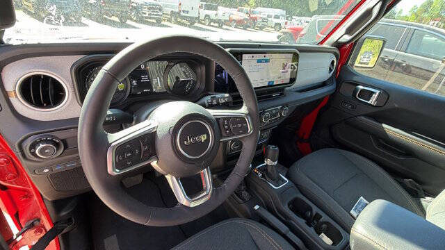 2025 Jeep Wrangler Sahara 4xe