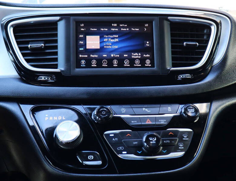 2020 Chrysler Pacifica Touring