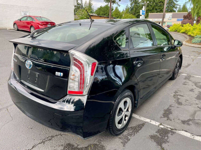 2013 Toyota Prius Two