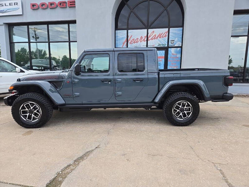 2026 Jeep Gladiator Shadow Ops