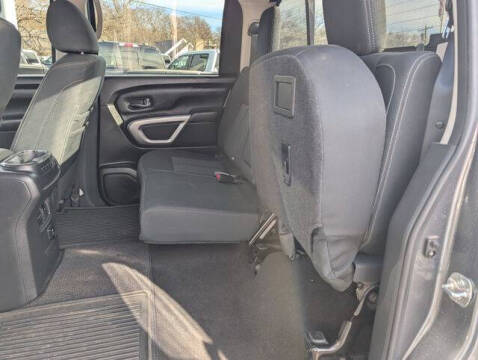 2018 Nissan Titan SV