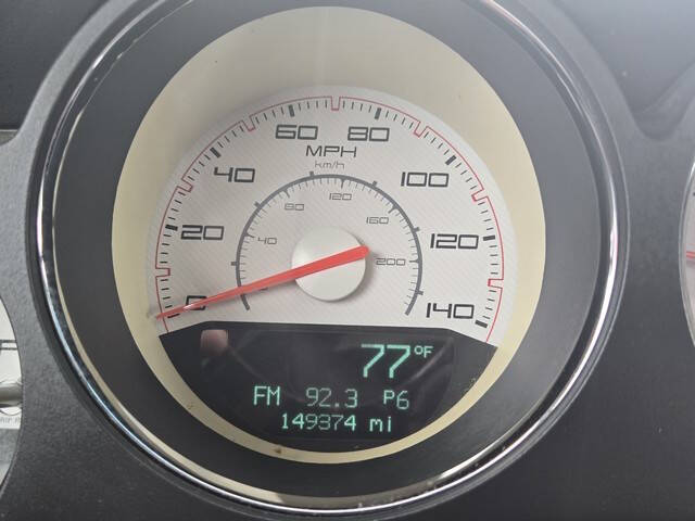 2013 Dodge Challenger SXT Plus
