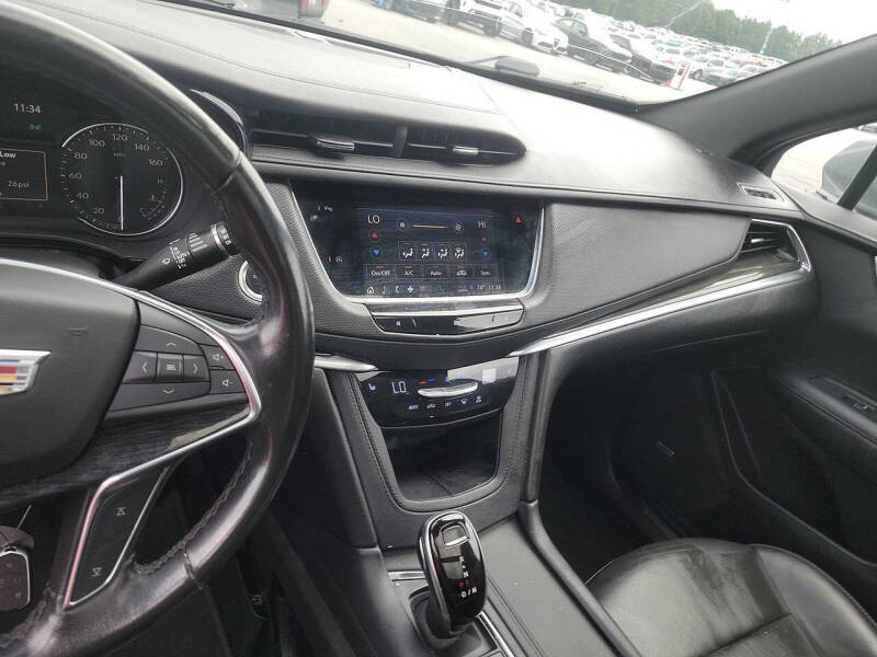 2021 Cadillac XT5 Premium Luxury