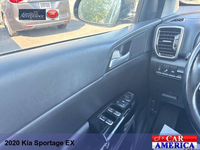 2020 Kia Sportage EX