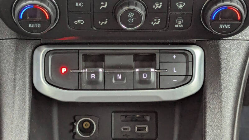 2020 GMC Acadia SLT