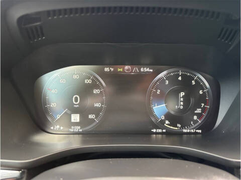 2019 Volvo XC60 T6 R-Design