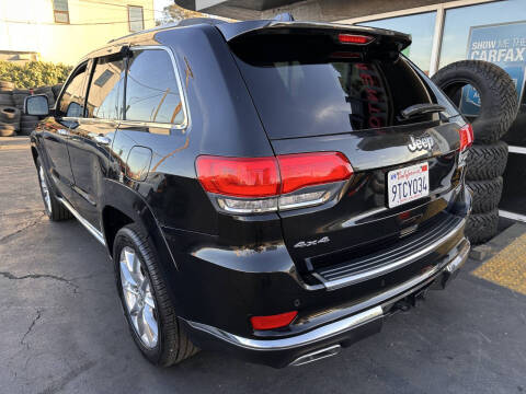 2016 Jeep Grand Cherokee Summit