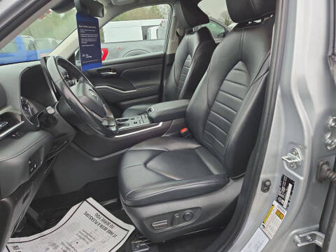 2022 Toyota Highlander XLE