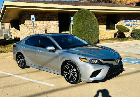 2019 Toyota Camry SE