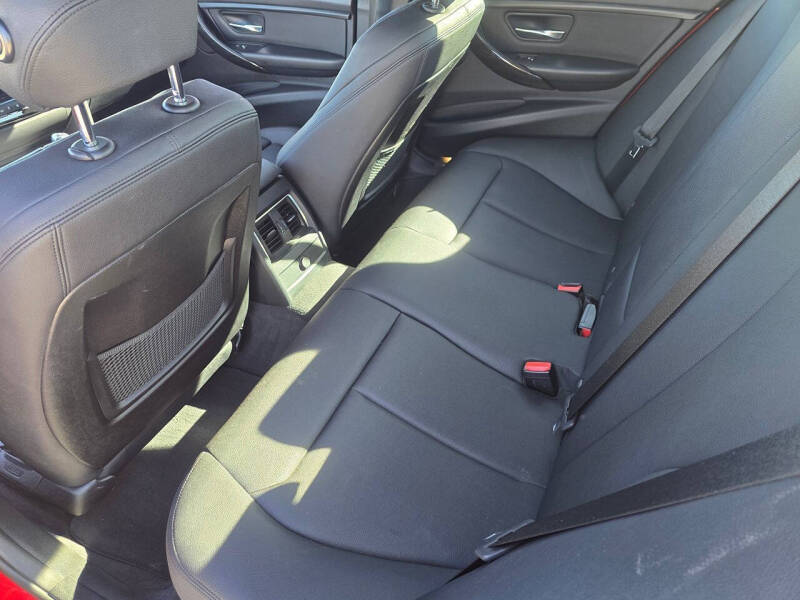 2016 BMW 3 Series 320i