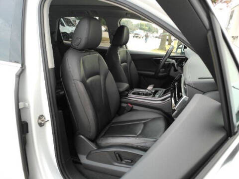 2023 Audi Q7 quattro Premium Plus 45 TFSI