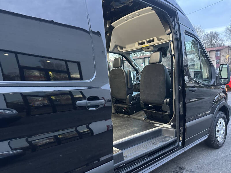 2023 Ford E-Transit 350