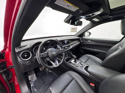 2022 Alfa Romeo Stelvio Sprint