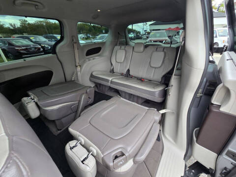 2019 Chrysler Pacifica Touring L
