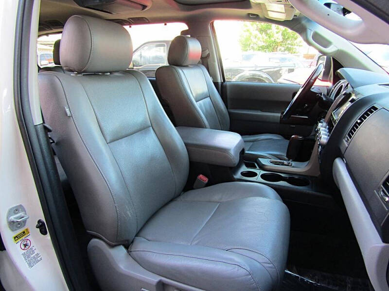 2012 Toyota Sequoia Platinum