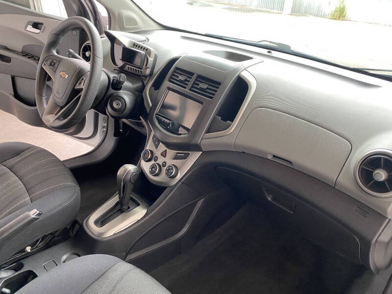2014 Chevrolet Sonic LT Auto