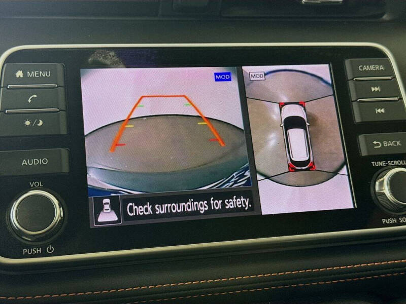 2019 Nissan Kicks SR