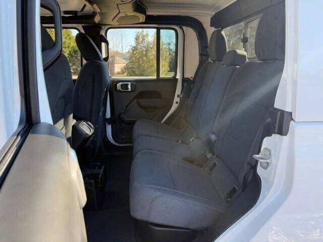 2025 Jeep Gladiator NightHawk