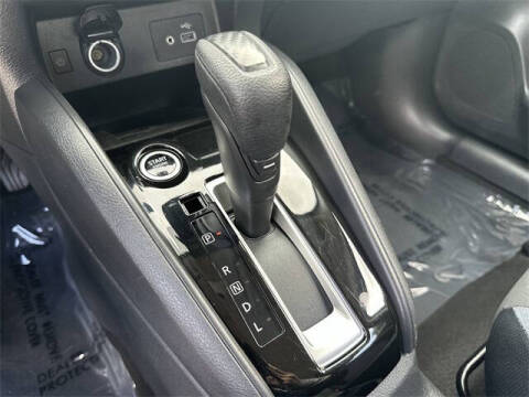 2023 Nissan Versa SV