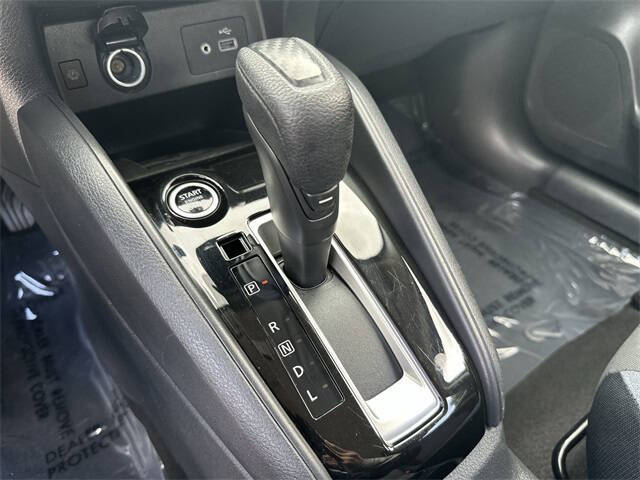 2023 Nissan Versa SV