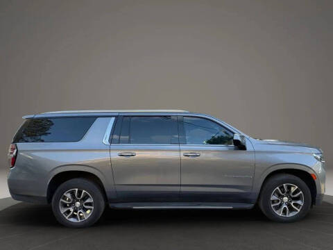 2021 Chevrolet Suburban LT