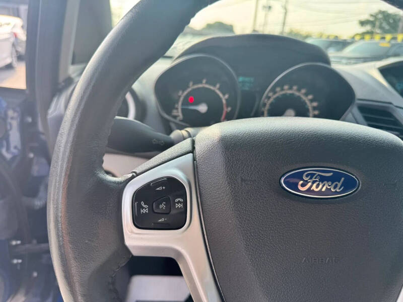 2016 Ford Fiesta SE