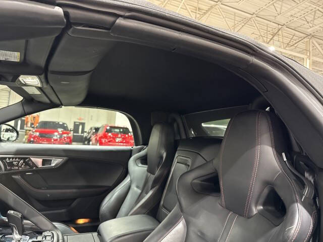 2014 Jaguar F-TYPE V8 S