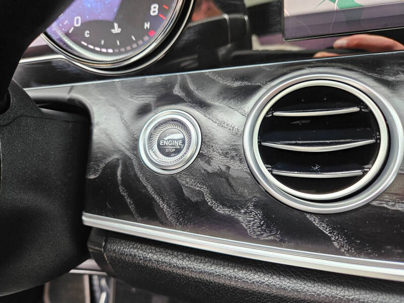2019 Mercedes-Benz E-Class E 300