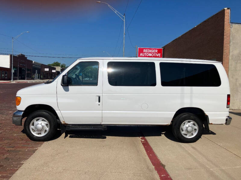 2007 Ford E-Series E-350 SD XLT