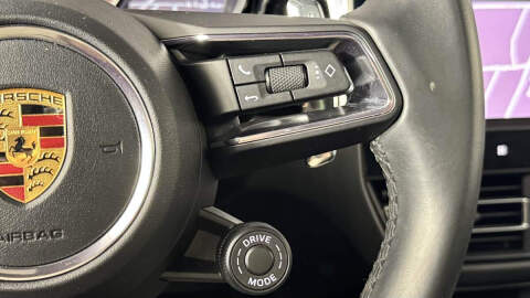 2023 Porsche Macan
