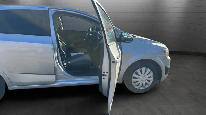 2016 Chevrolet Sonic LS Auto