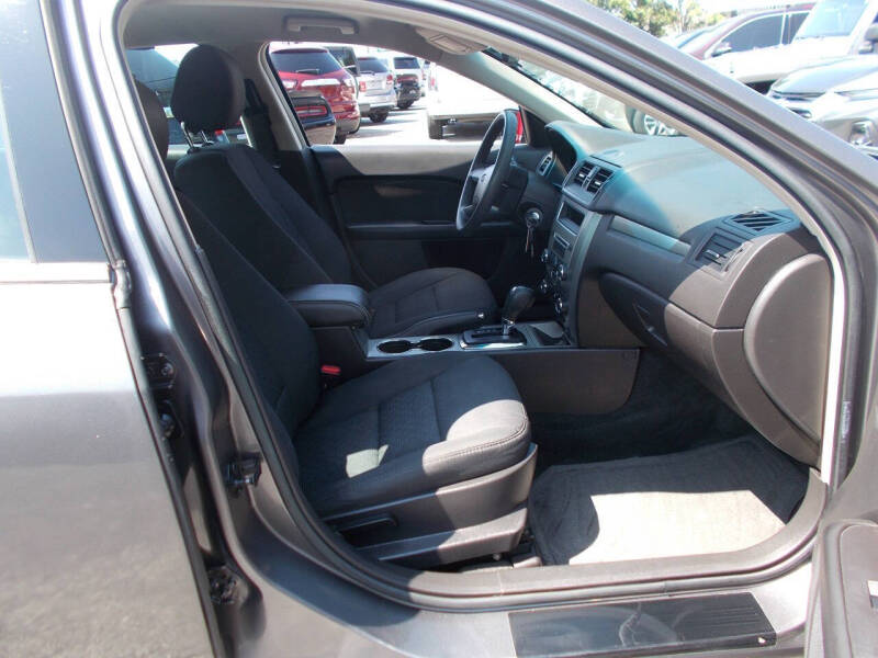 2012 Ford Fusion SE