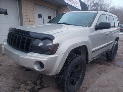 2007 Jeep Grand Cherokee for sale at Gordon Auto Sales LLC in Sioux City IA