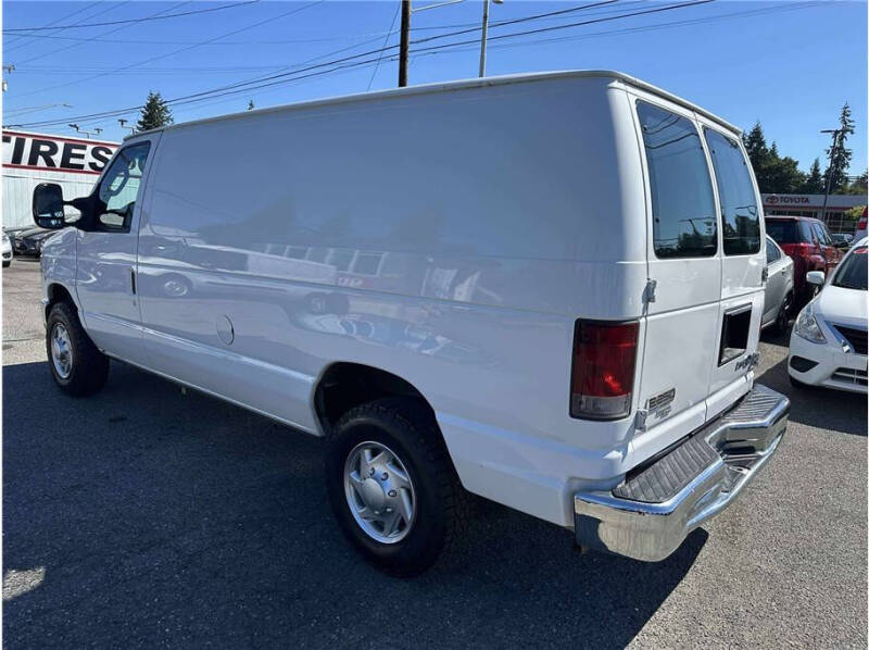 2013 Ford E-Series E-250