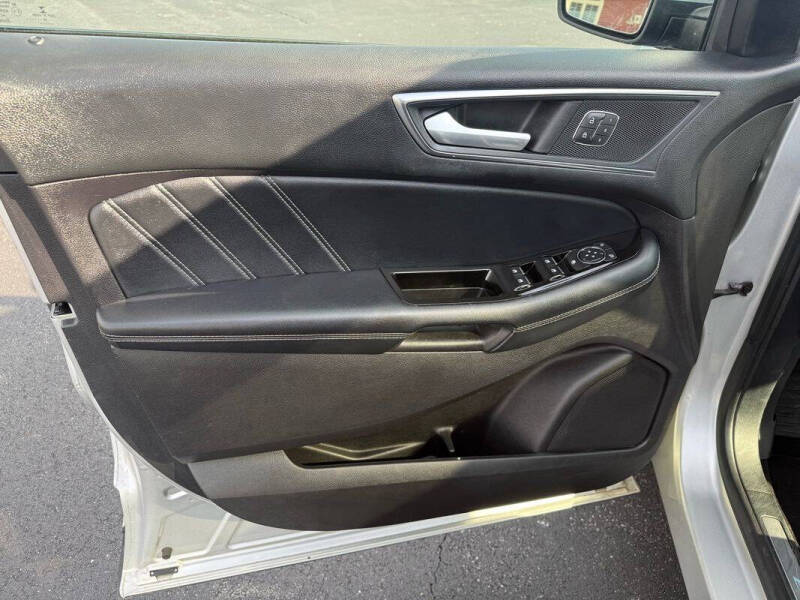 2018 Ford Edge Sport