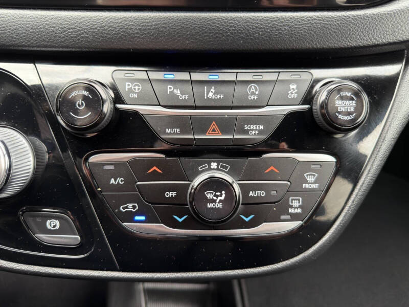 2019 Chrysler Pacifica Touring L Plus