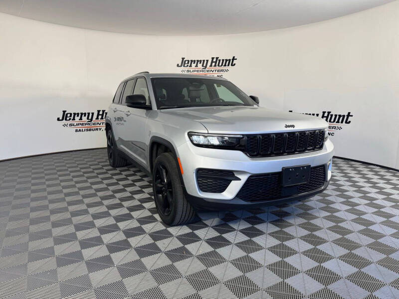 2023 Jeep Grand Cherokee Altitude