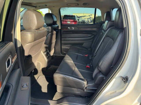 2013 Lincoln MKT