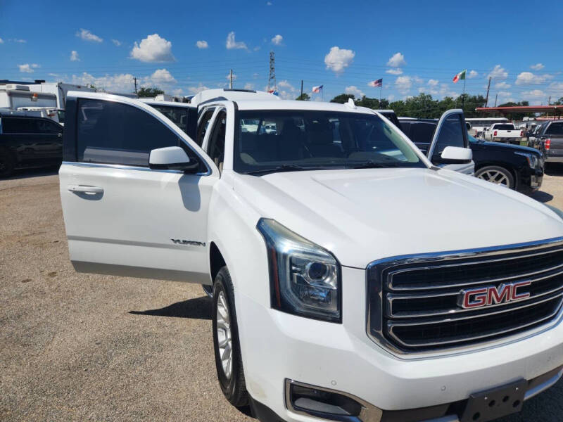 2017 GMC Yukon SLT