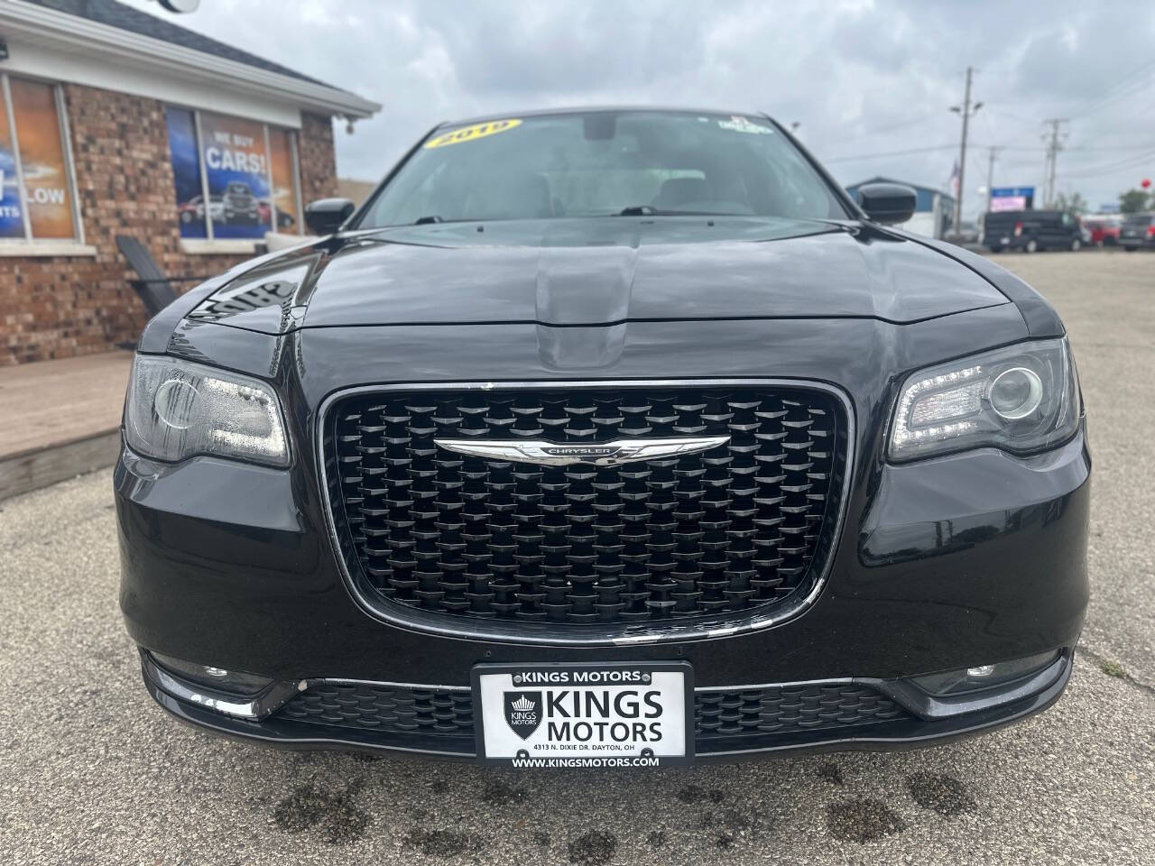 2019 Chrysler 300 for sale at Kings Motors in Dayton, OH