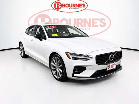 2021 Volvo S60 T5 Momentum