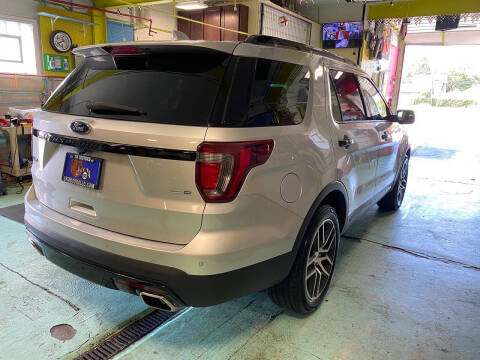 2016 Ford Explorer Sport